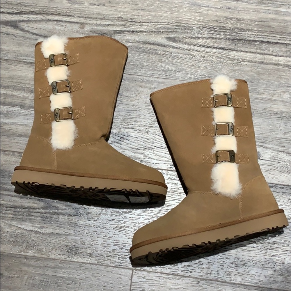 NIB UGG Chestnut Klea Boots